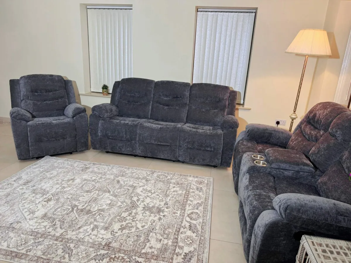 Clayton corner sofa for cheap - Image 3