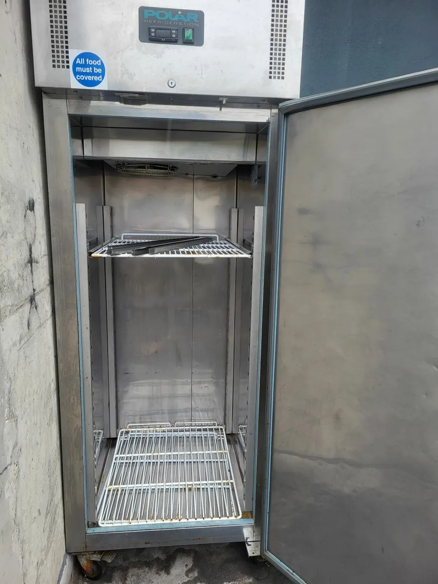 Catering fridge, free to take away - Image 2