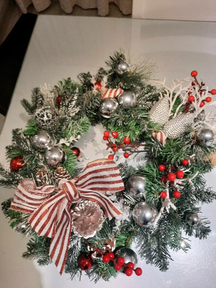 Christmas wreath - Image 1