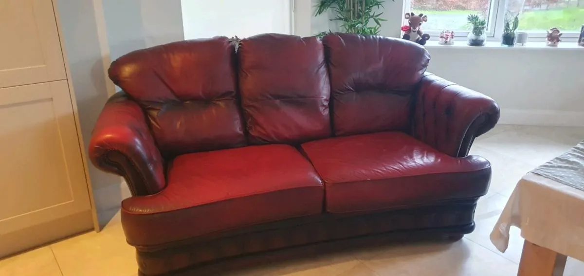 Chesterfield 4 piece Suite - Image 2