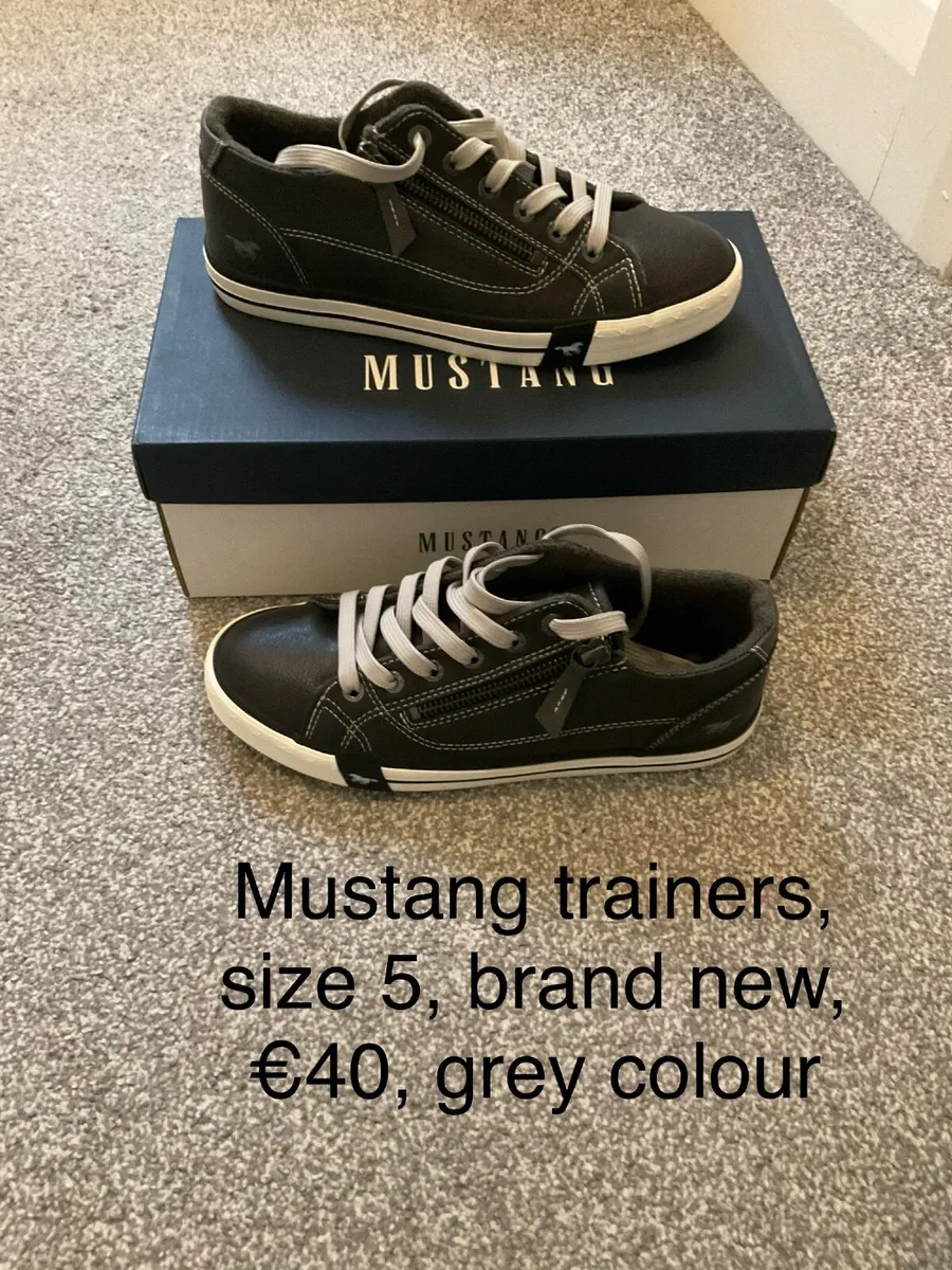 Mustang trainers, size 5, brand new - Image 1