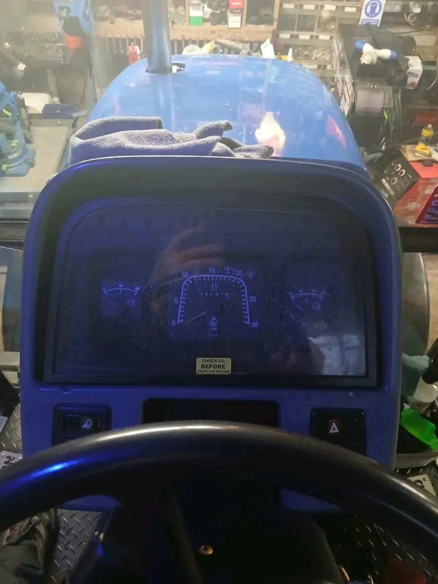 New holland dash glass cluster wanted