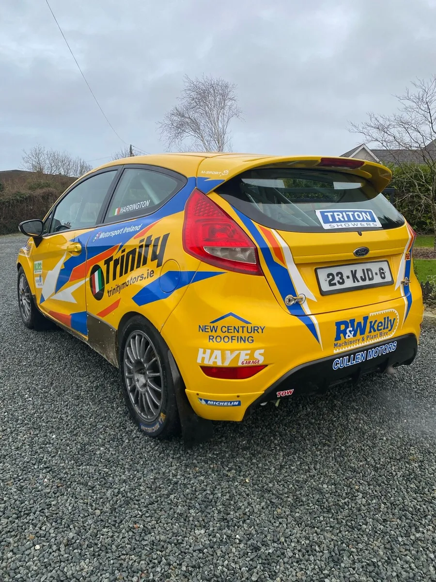 Ford fiesta R2 Rally Car - Image 4