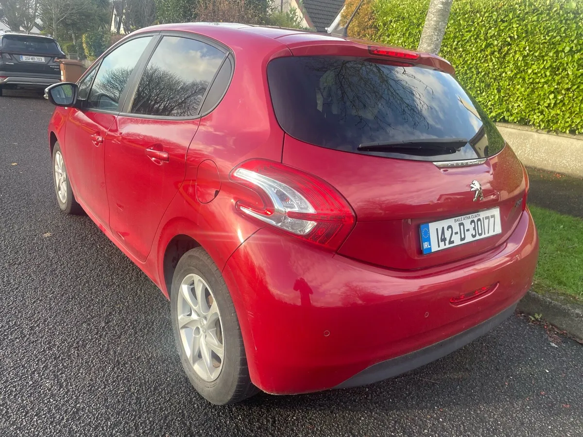 PEUGEOT 208 1.2 “ONE OWNER “61000 MLS NCT 8/26 - Image 2
