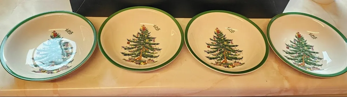 Spode Christmas crockery - Image 3