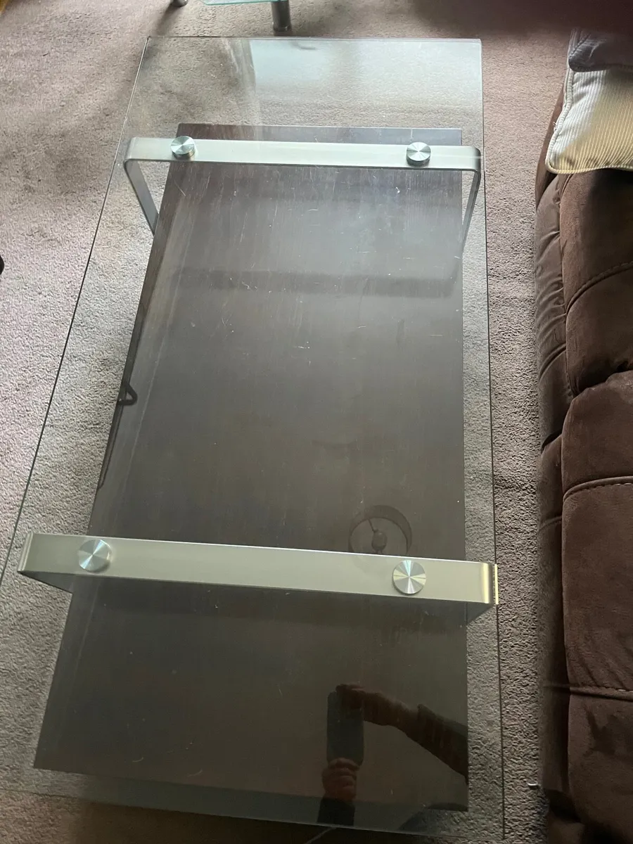 Tv stand and a  coffee table - Image 2