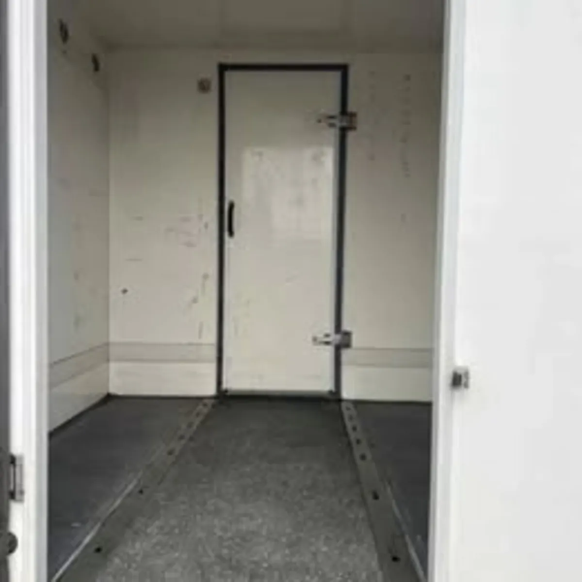 Mercedes-Benz Sprinter 2018 - Image 3