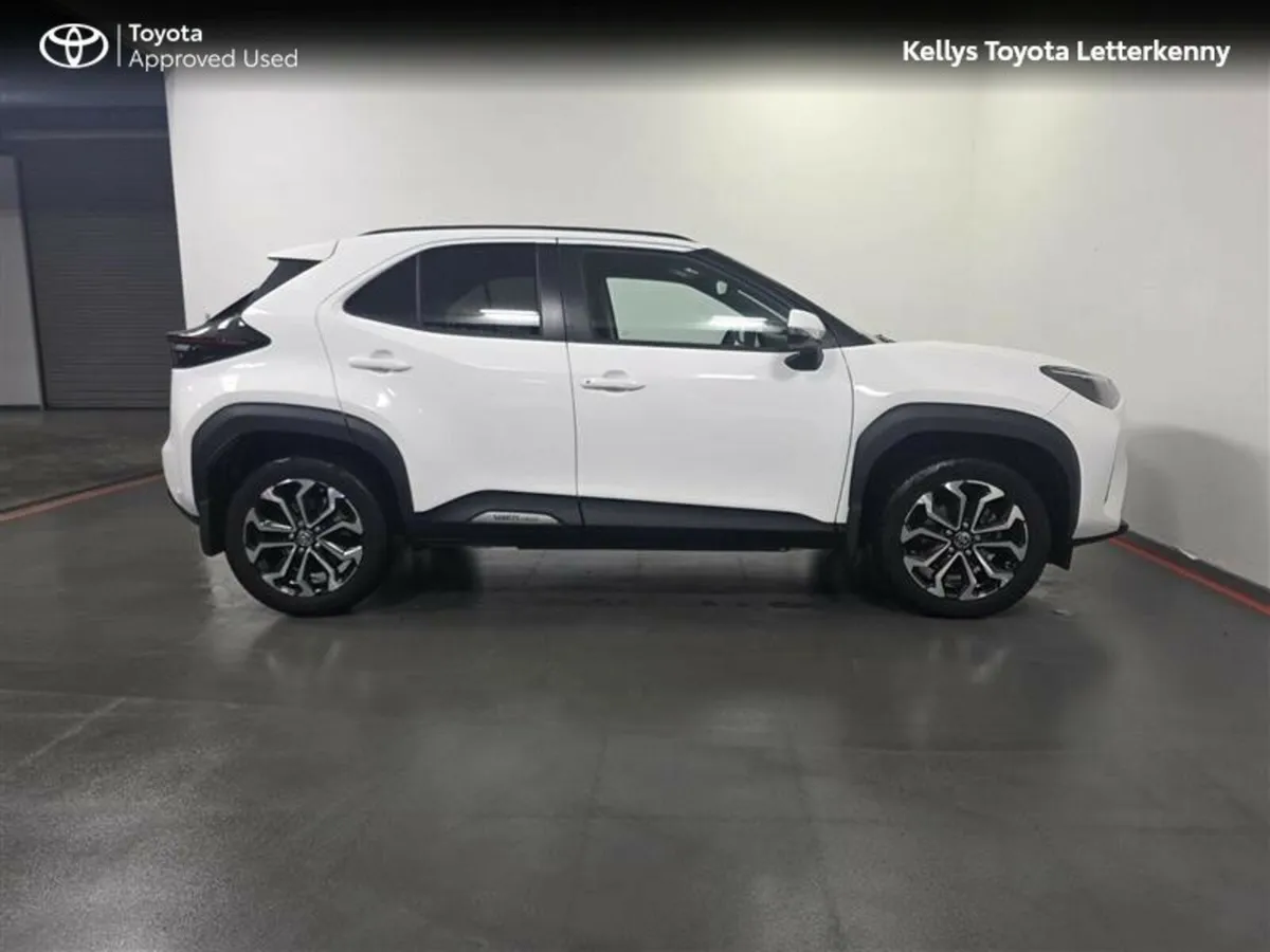 Toyota Yaris Cross YARIS CROSS L-SPORT MONO - Image 3