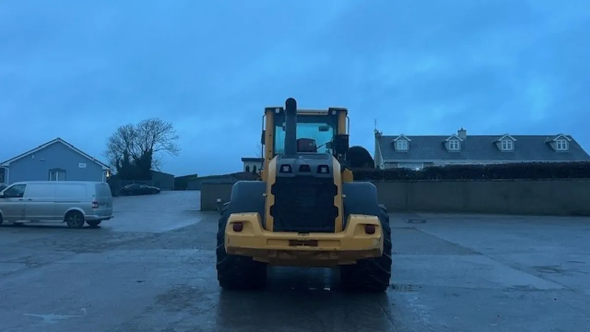 2012 Volvo L70 G - Image 2