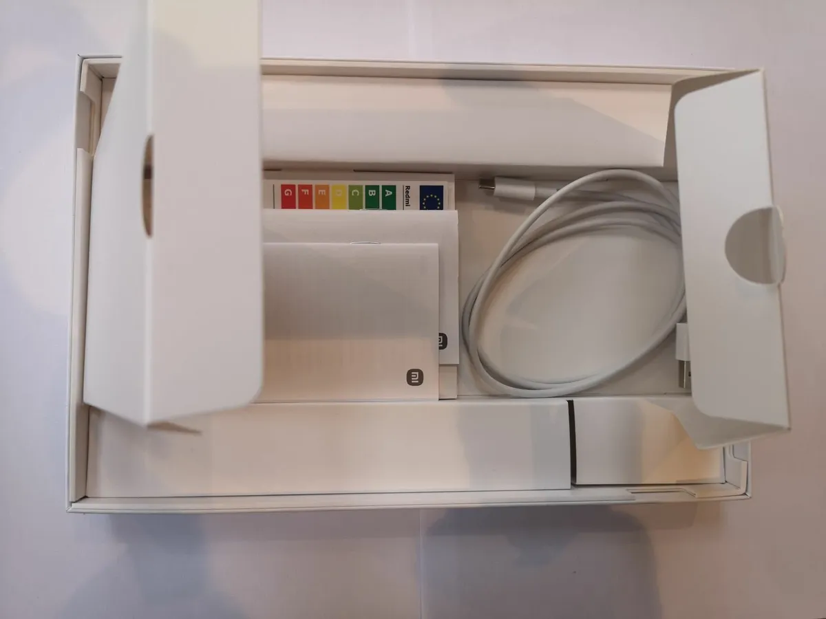 Redmi Pad 2 and Pencil - Image 4