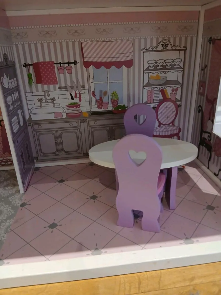 Open front Dolls Apartment - Image 2