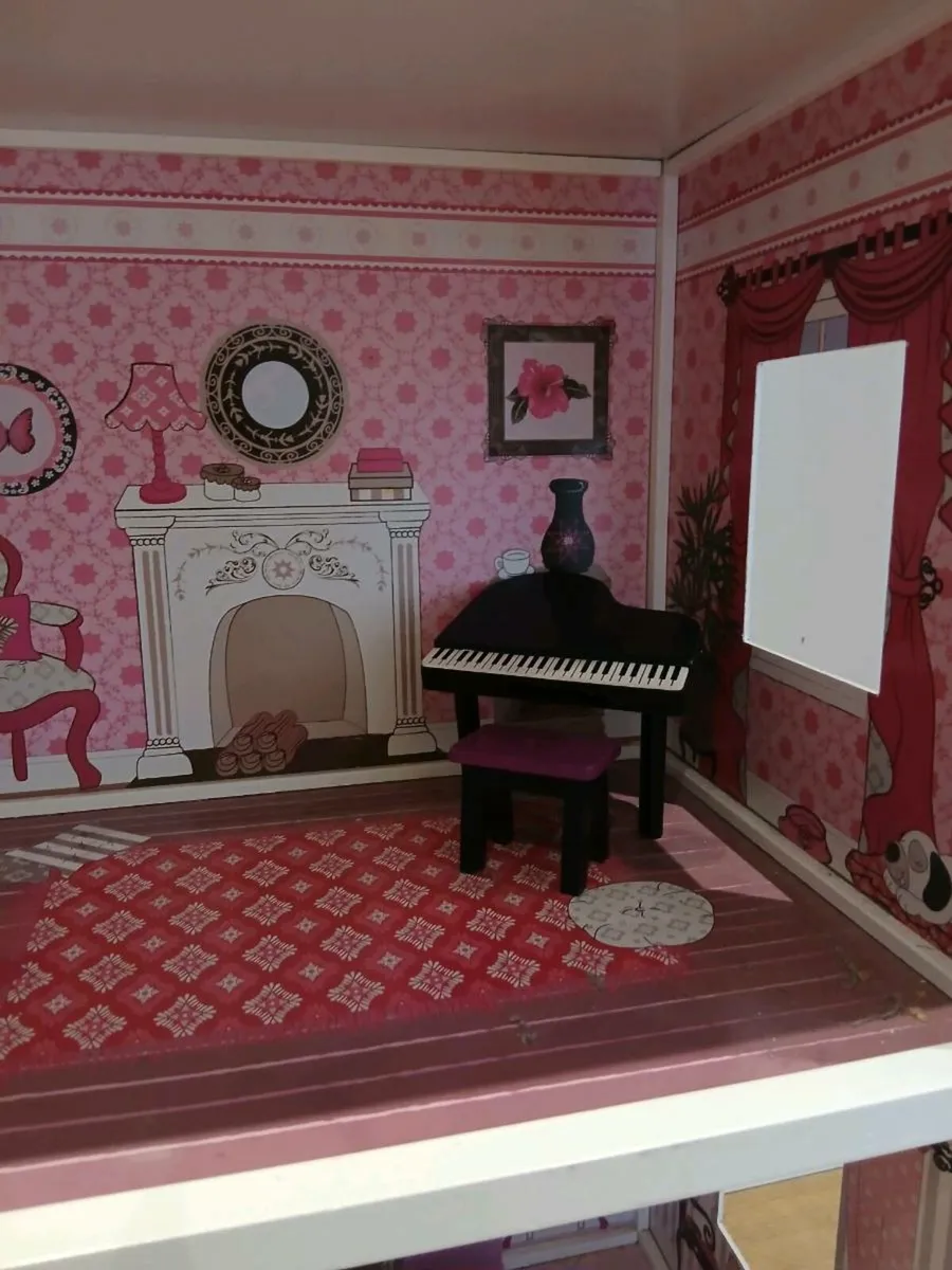 Open front Dolls Apartment - Image 4