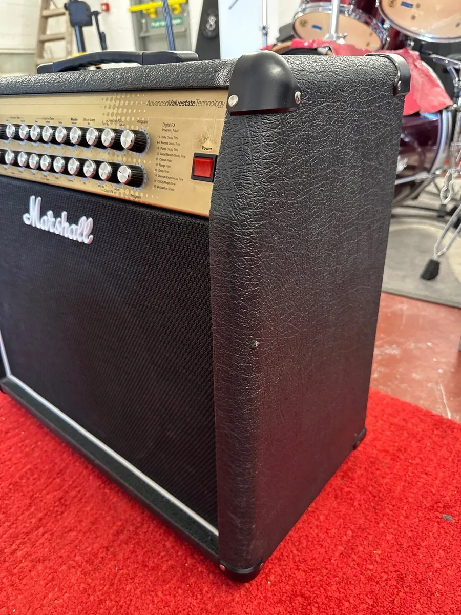 Marshall AVT150 Valve Hybrid Amp - Image 4