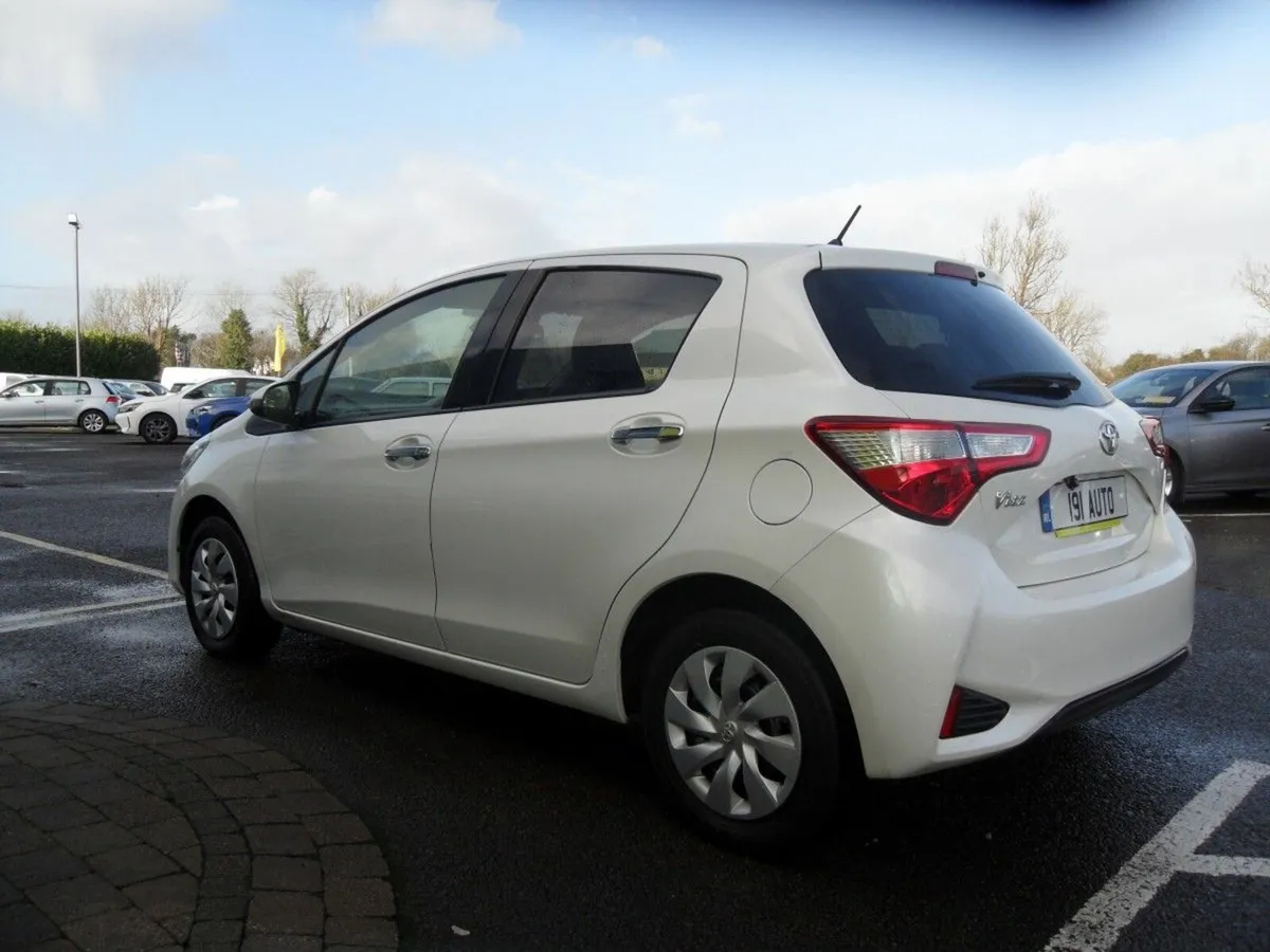 Toyota Vitz 1.0 - Image 3