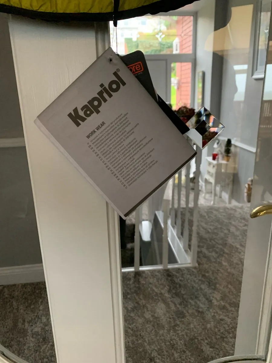 Boys / Man’s Jacket - Image 4