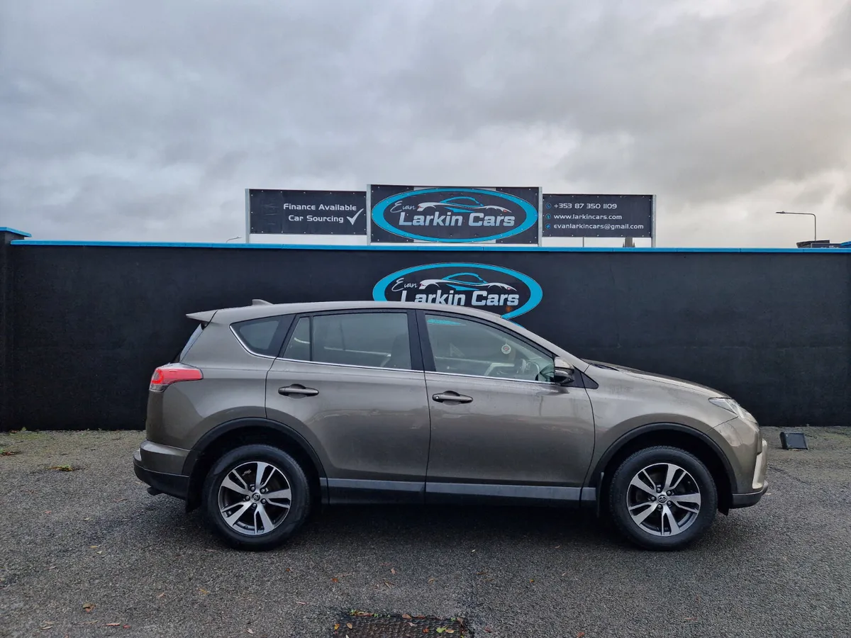 161 Toyota RAV4 2.0 Diesel Great Condition - Image 4