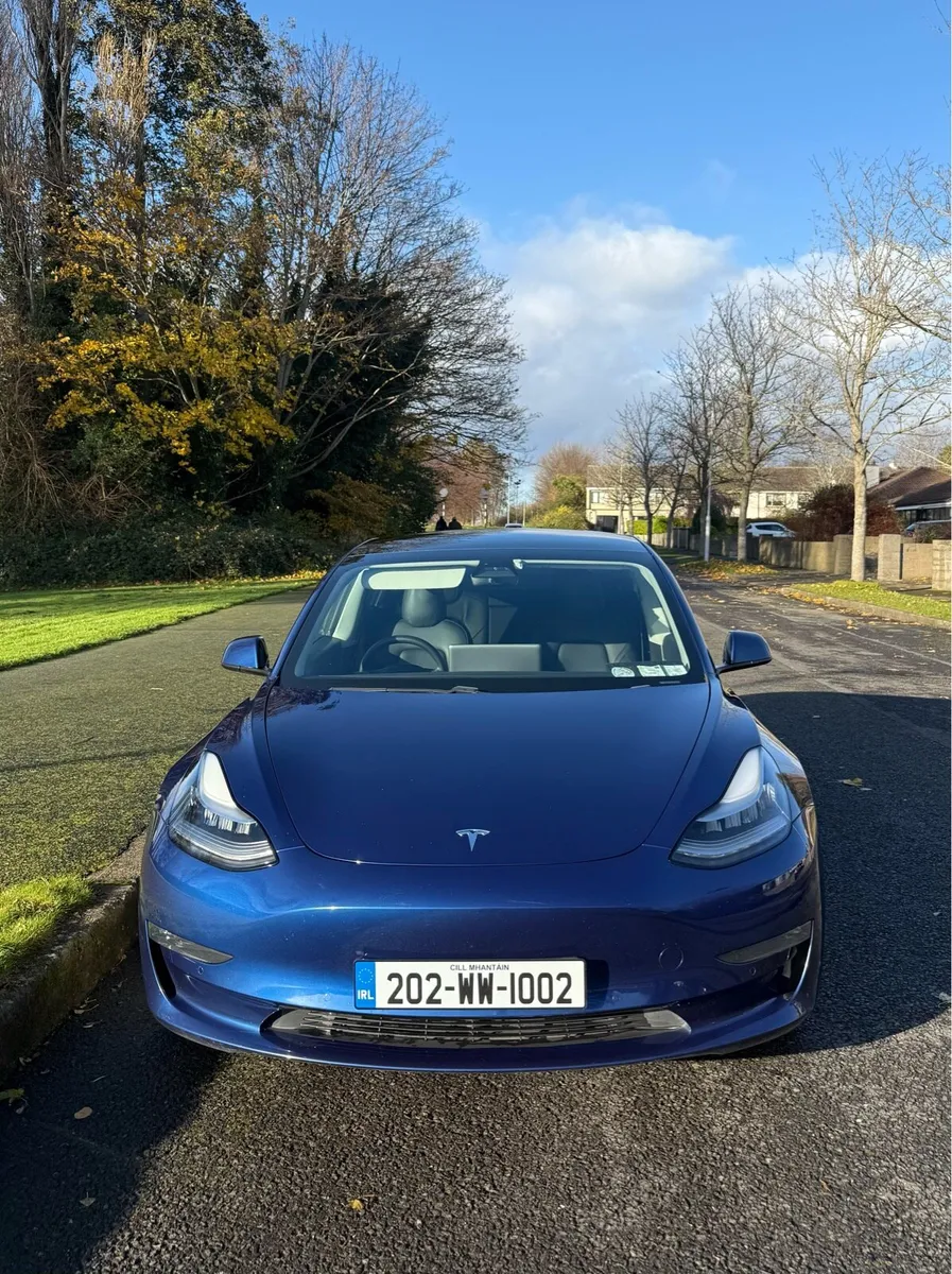 Tesla Model 3 Long Range AWD - Image 3