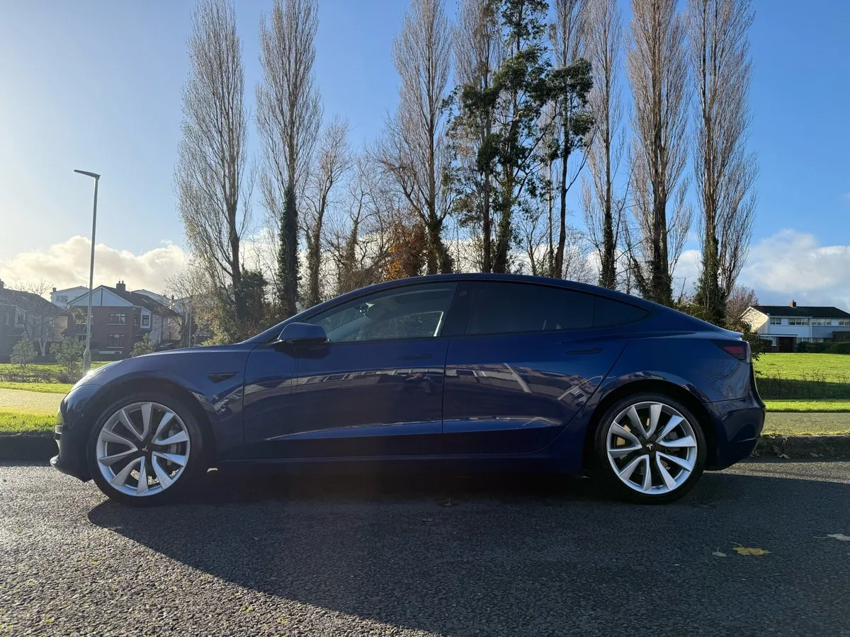 Tesla Model 3 Long Range AWD - Image 4