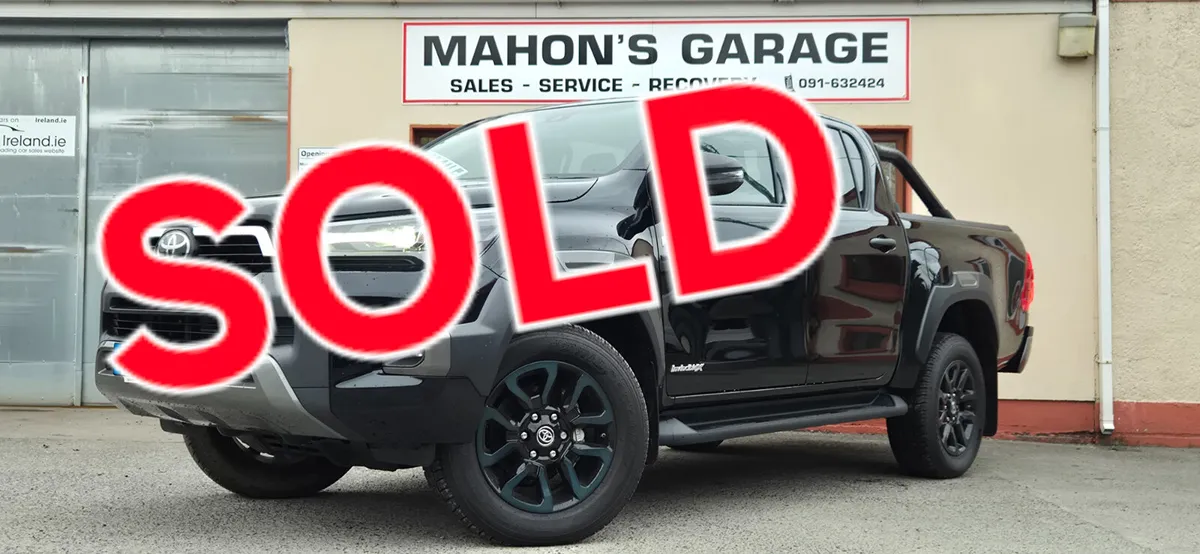 Toyota Hilux 2025 2.8 AUTO INVINCIBLE X 201BHP - Image 1