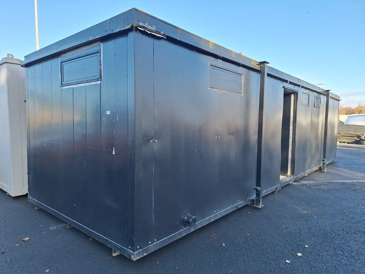 Approx: 30 x 9 Toilet Block Container For Auction - Image 2
