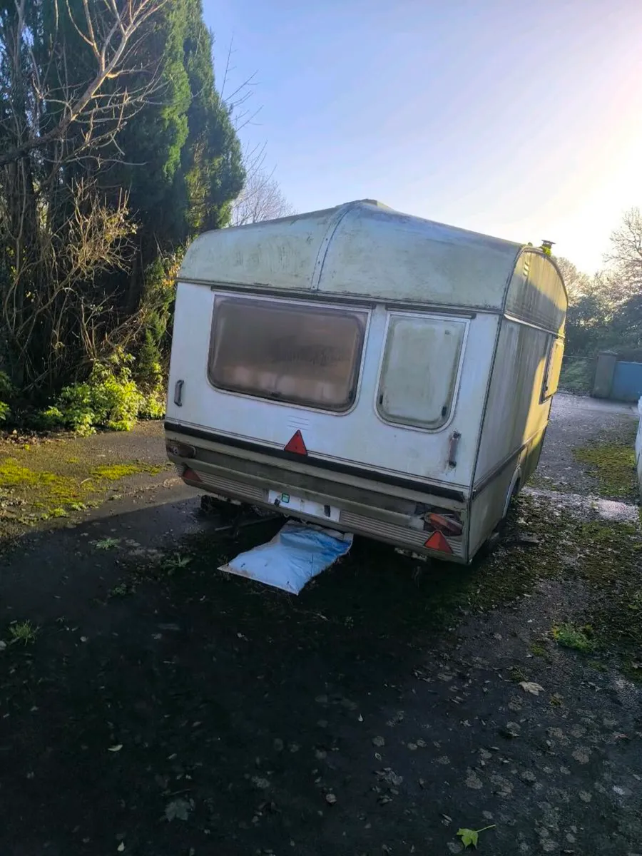 Vintage caravan - Image 2