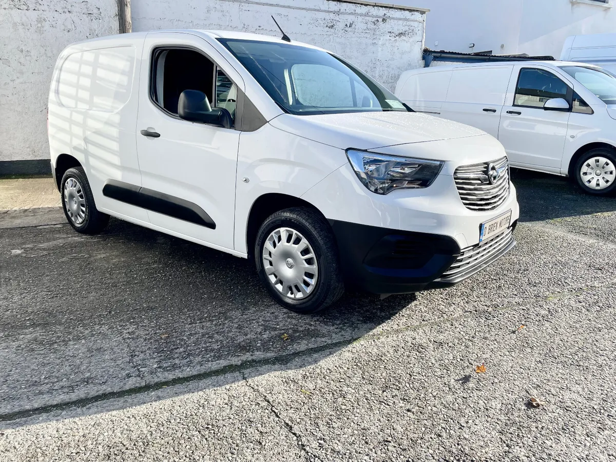 Opel Combo L1H1 1.5CDTI Diesel 100BHP SWB,2022 - Image 2