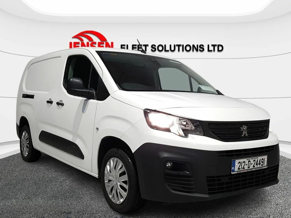 Peugeot Partner LWB Pro Plus 1.5hdi 100ps 3 seat ( - Image 1