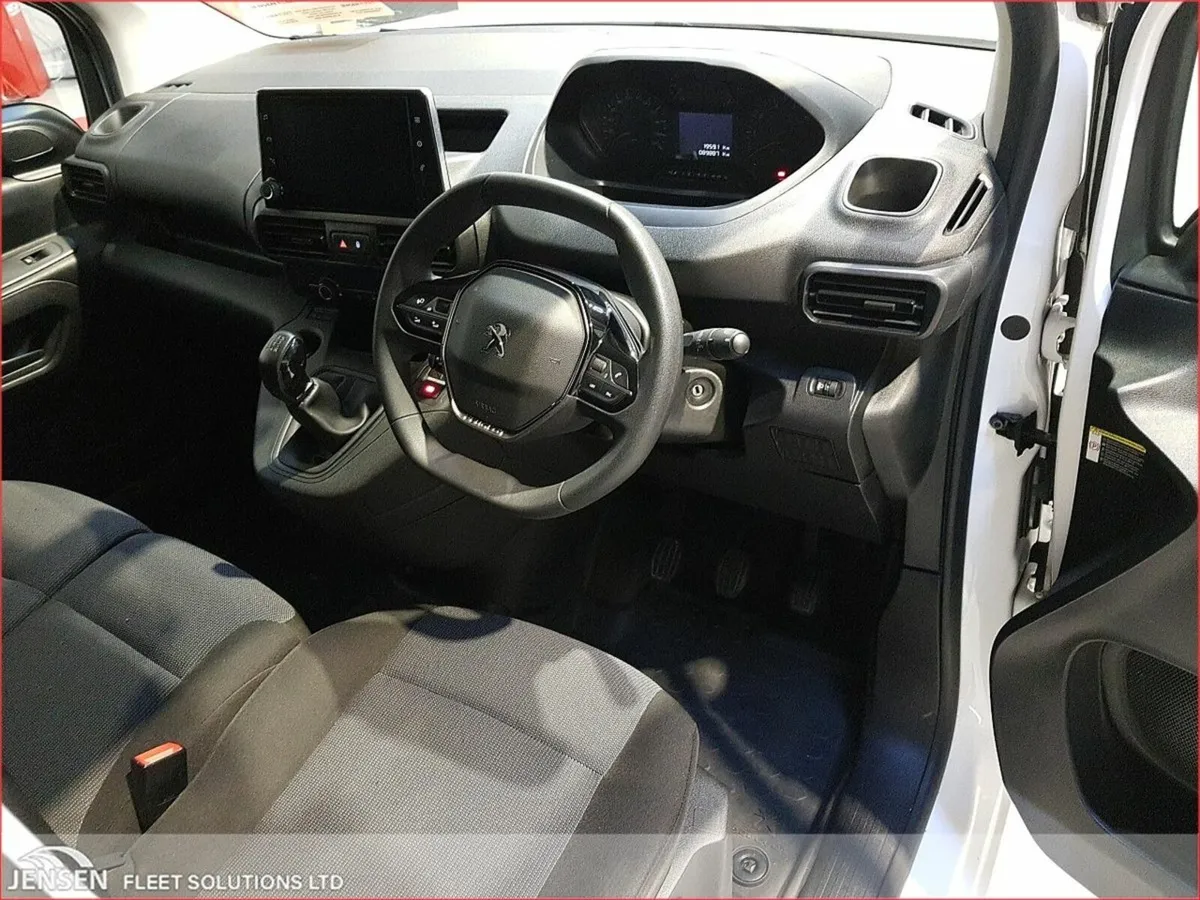 Peugeot Partner LWB Pro Plus 1.5hdi 100ps 3 seat ( - Image 3