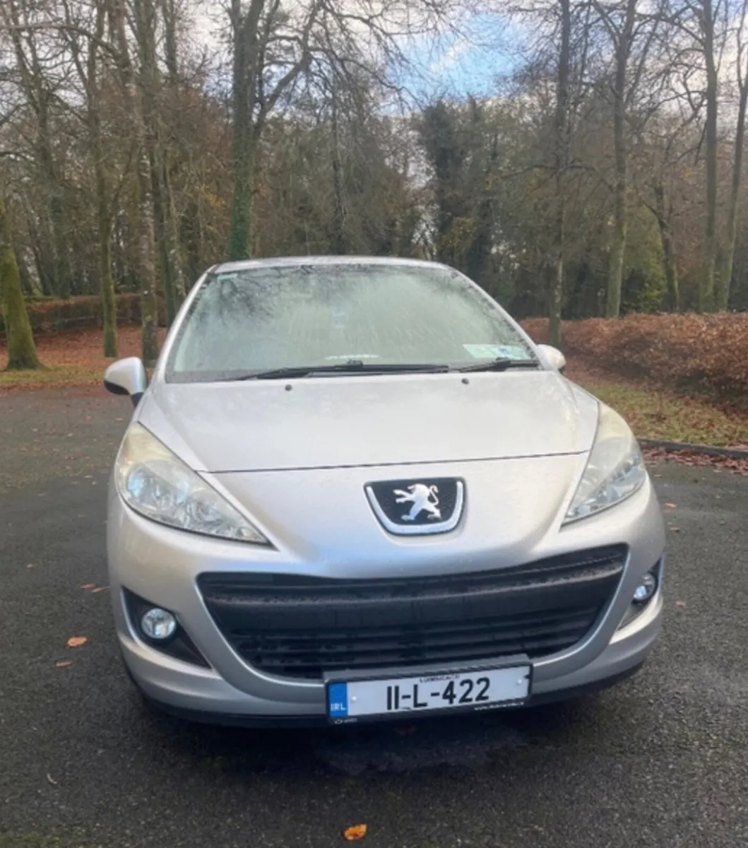 Peugeot 207 2011 - Image 1