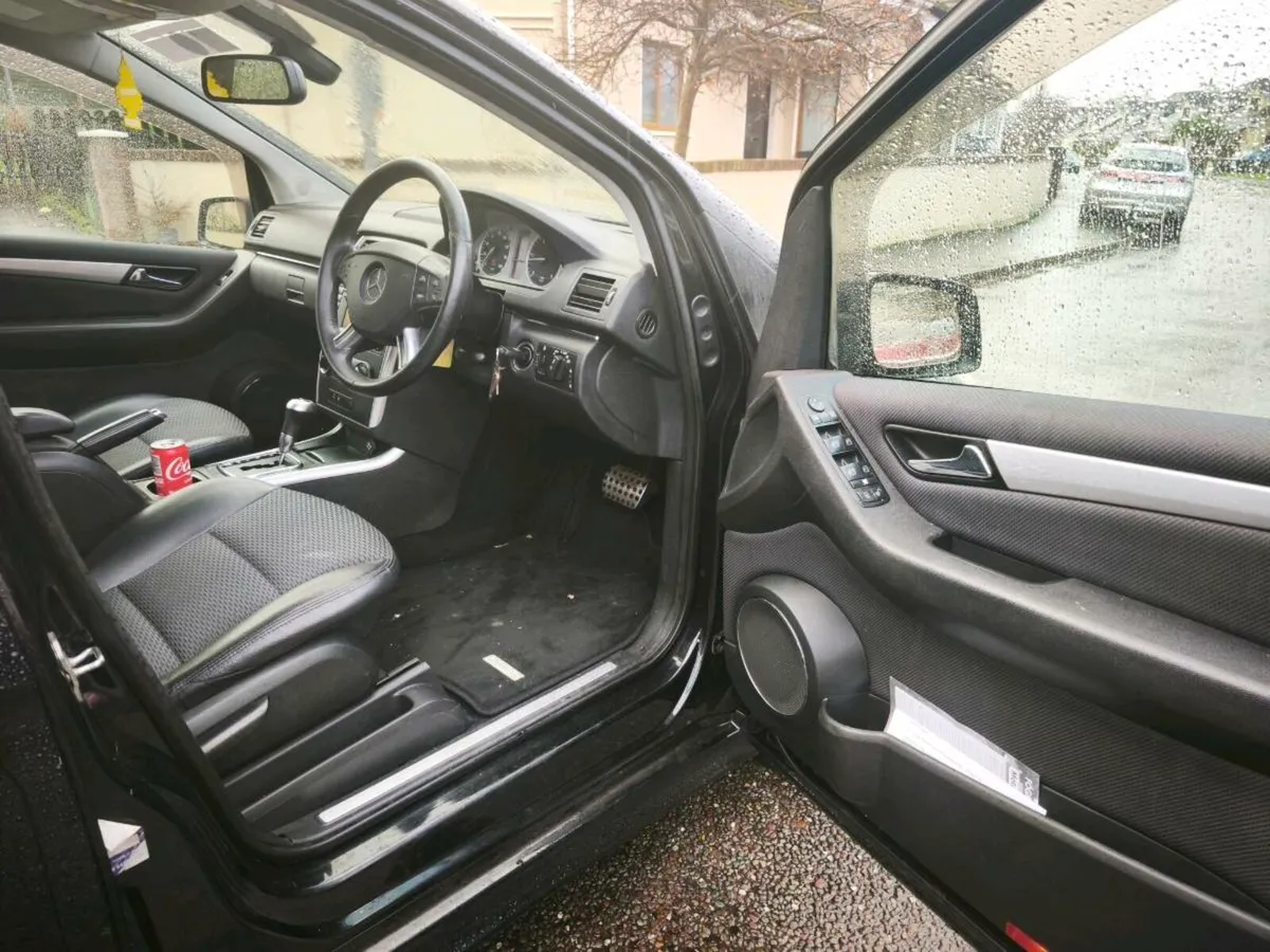 Mercedes Benz B class - Image 4
