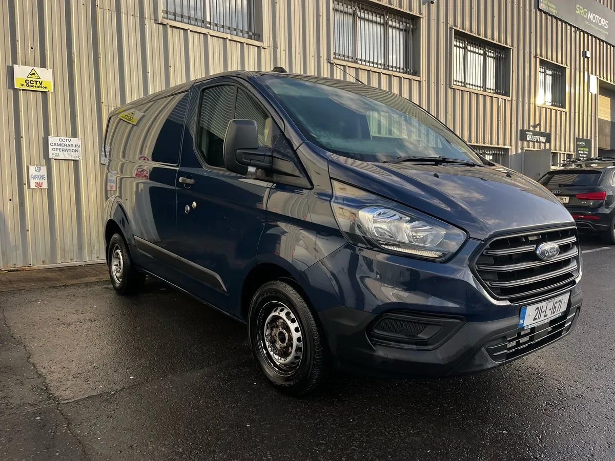 Transit Custom - Image 1