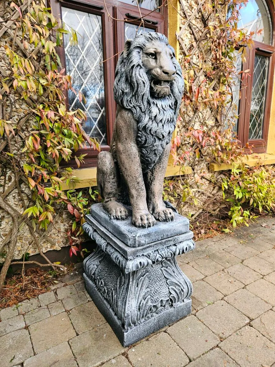 High Quality Concrete Garden Furniture - Image 2