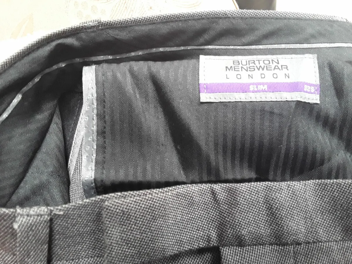 Brand new Burton's gents suit - Image 4