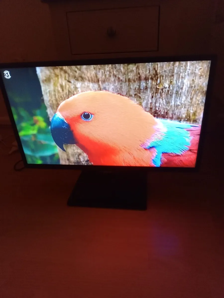 Samsung Smart 24Inch Tv - Image 2