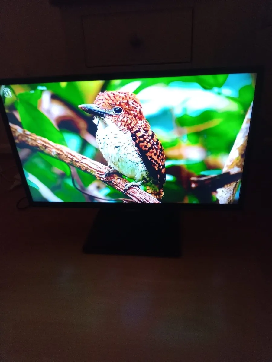 Samsung Smart 24Inch Tv - Image 3