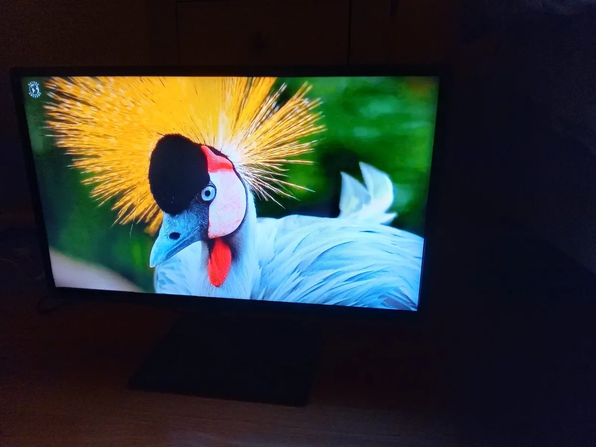 Samsung Smart 24Inch Tv - Image 4