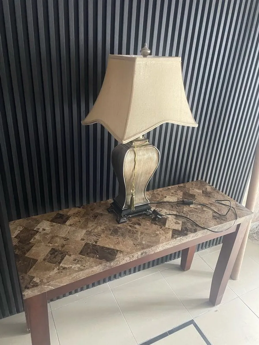 table and lamp for sale - Image 2