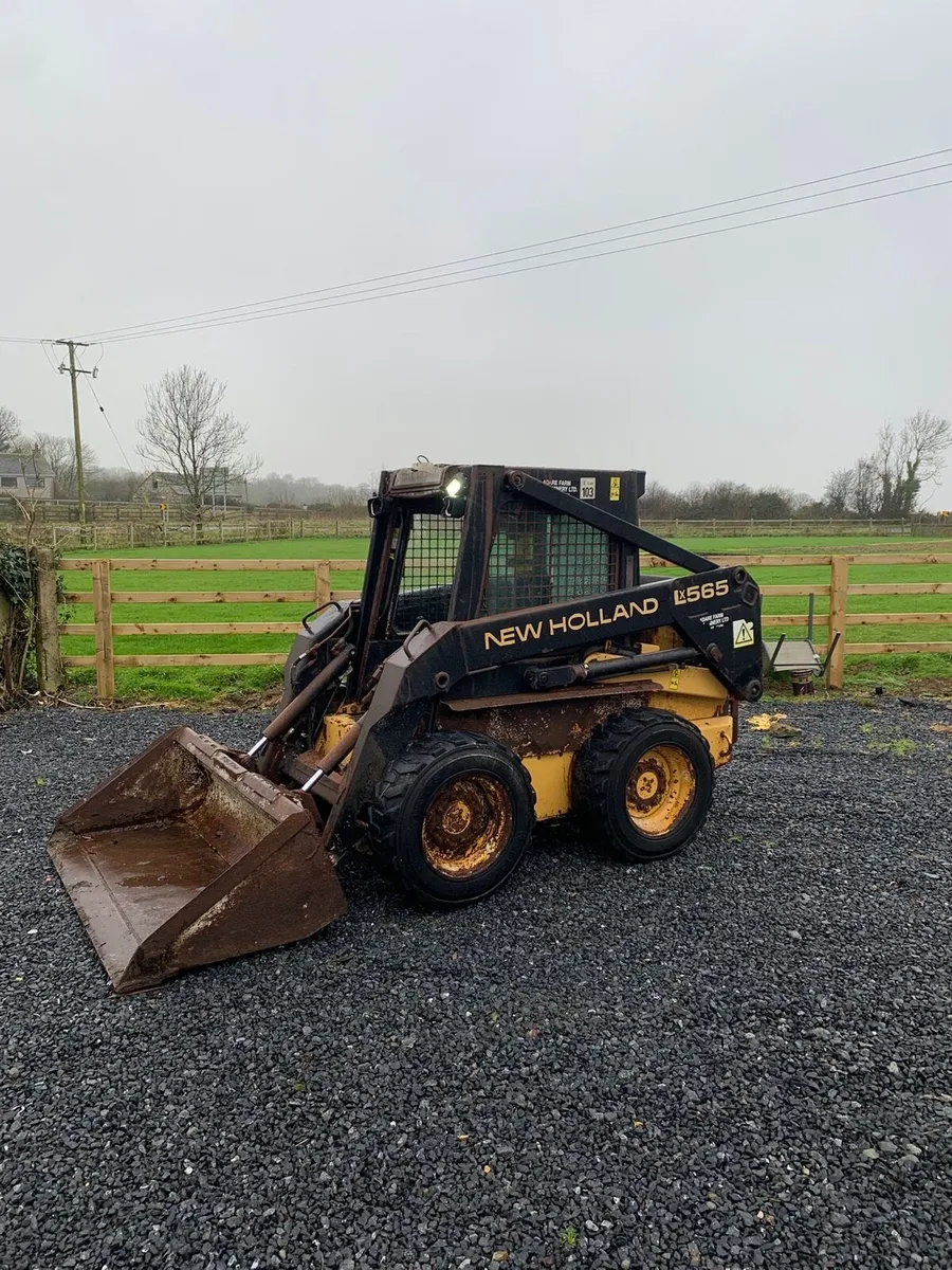 newholland skid steer - Image 1