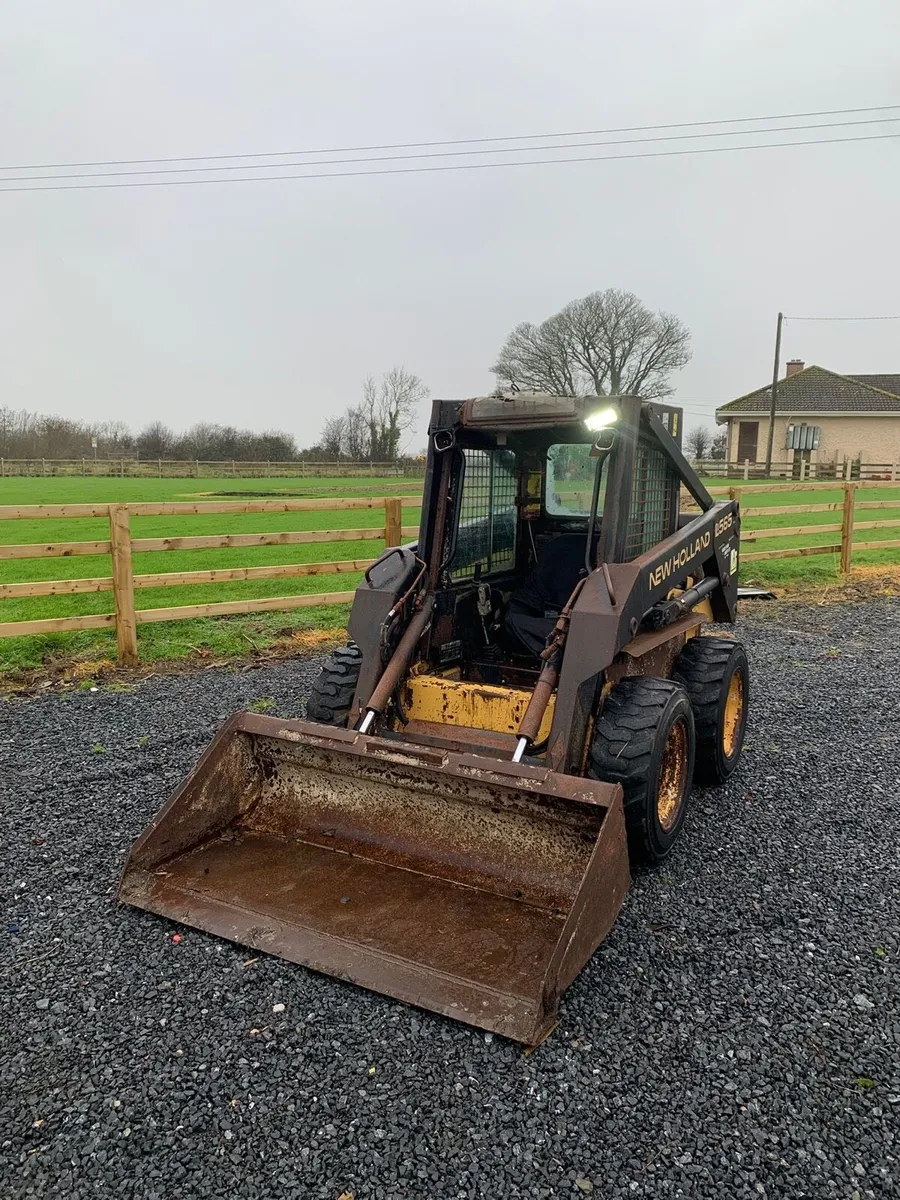 newholland skid steer - Image 2
