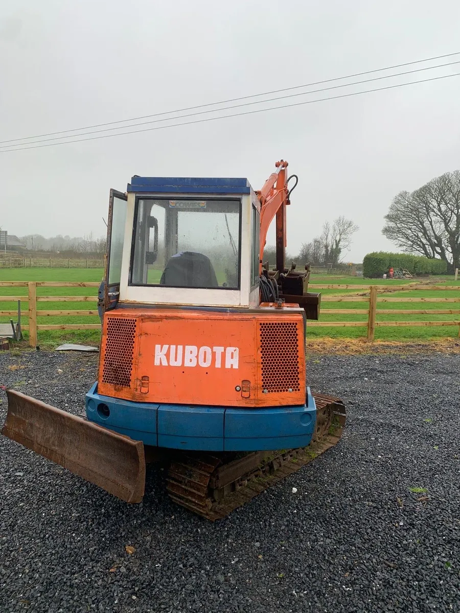 kubota 3.5 ton digger - Image 3