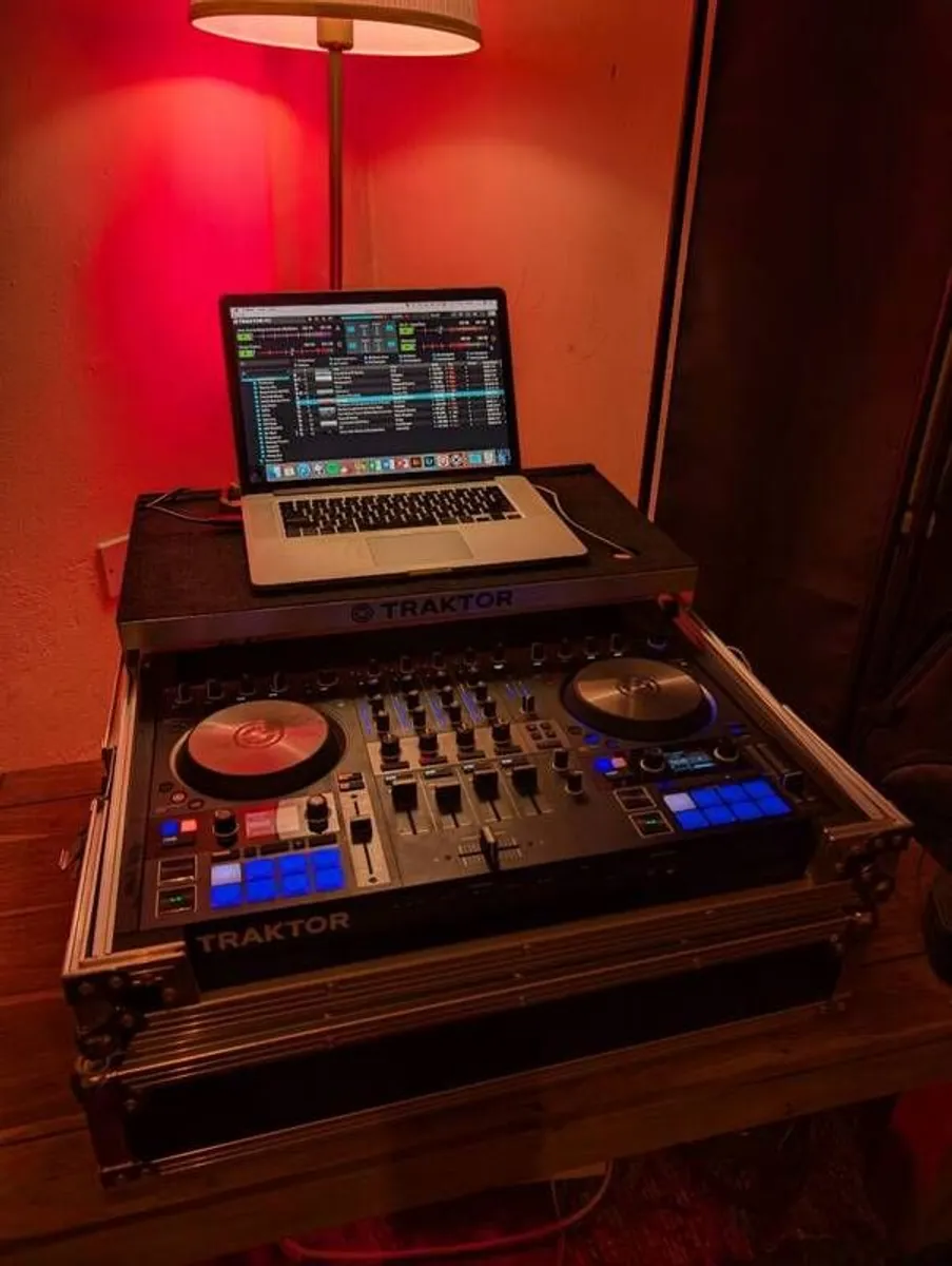 Traktor S4 Mark 3 + Flight Case - Image 2