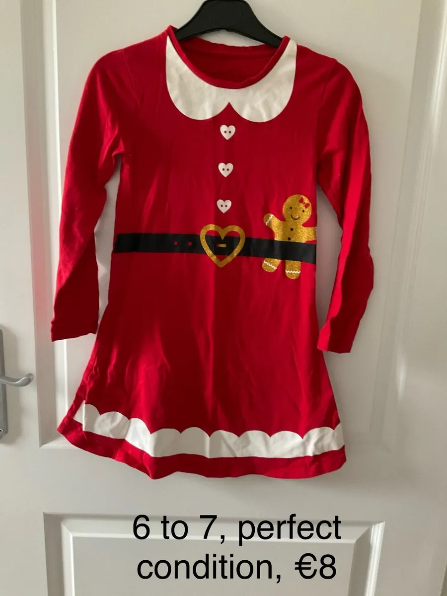 Christmas dress, 6 to 7, perfect condition