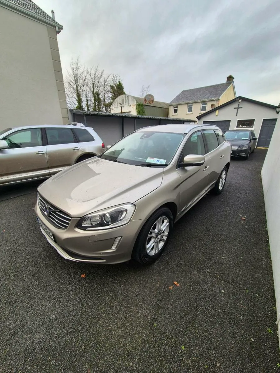 VOLVO XC60 Automatic - Image 1