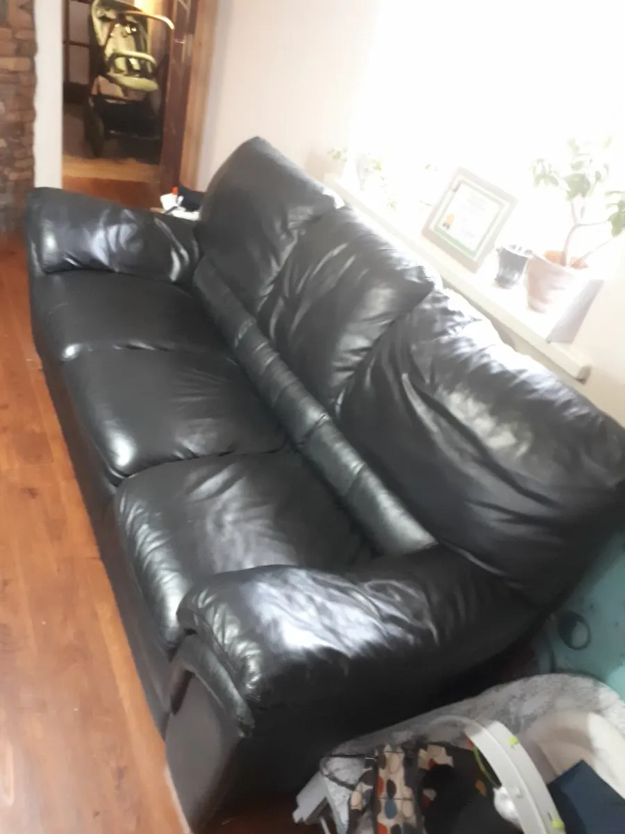 3 piece leather suite - Image 3