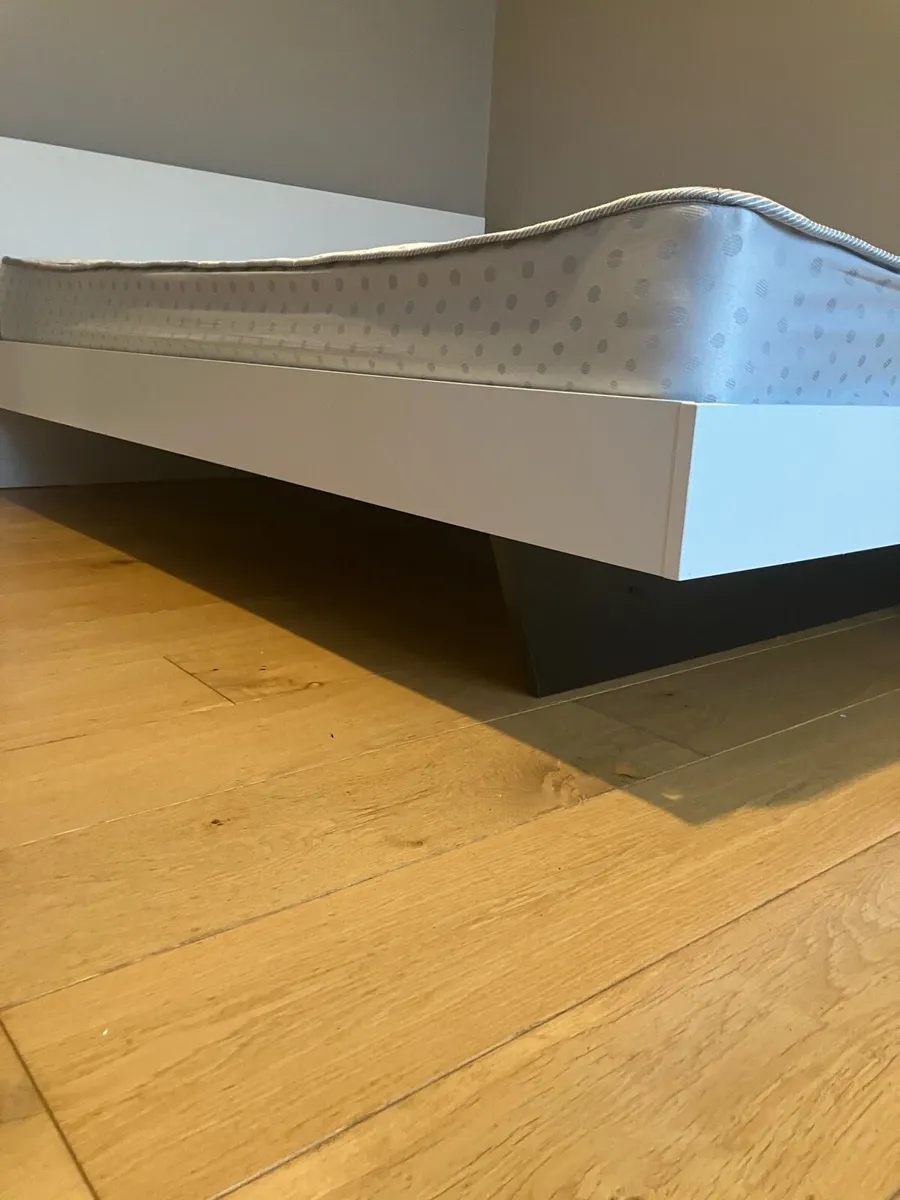 Adaya double bed and mattress - Image 4