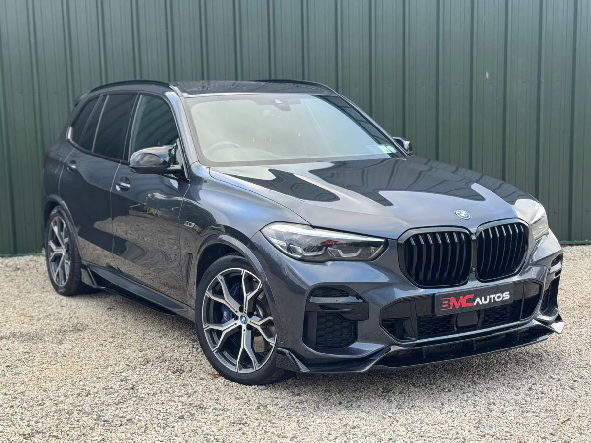BMW X5 2022 MASSIVE SPEC 45E - Image 1