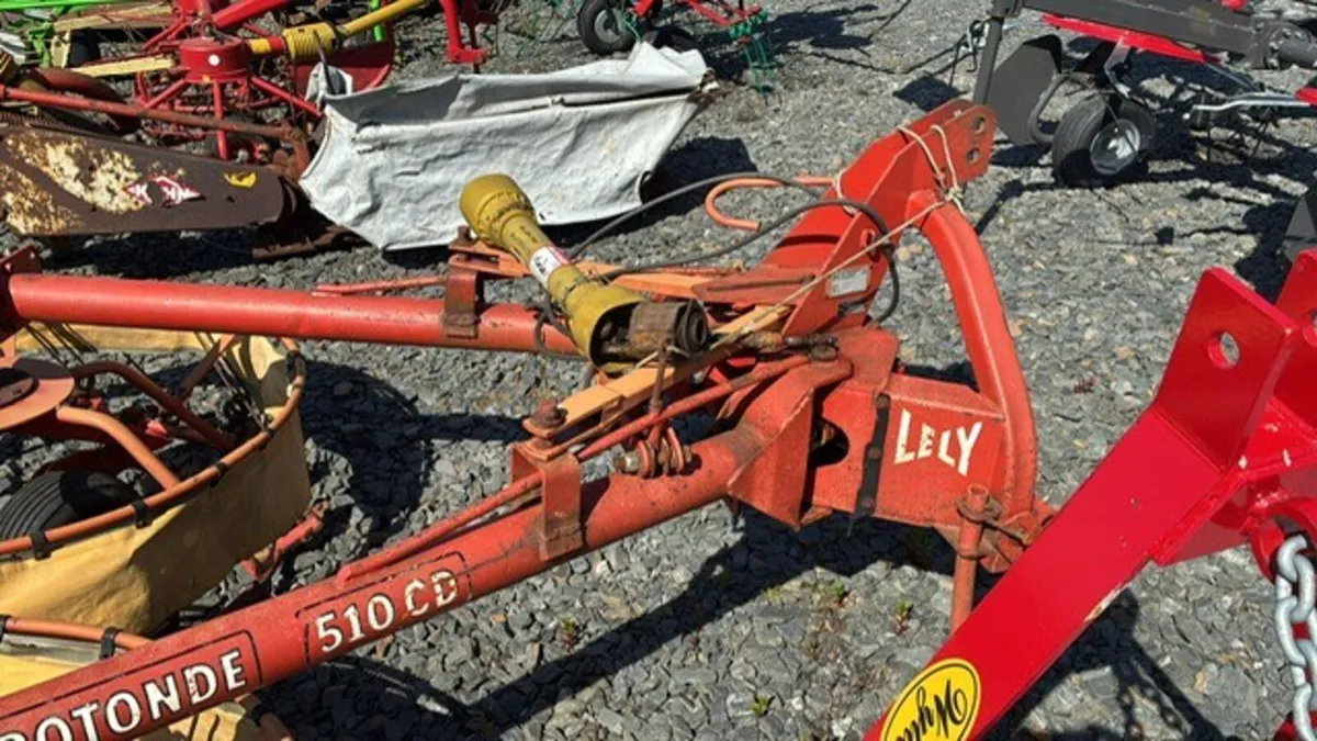 LELY ROTONDE 510 RAKE- OUT OF SEASON - Image 2