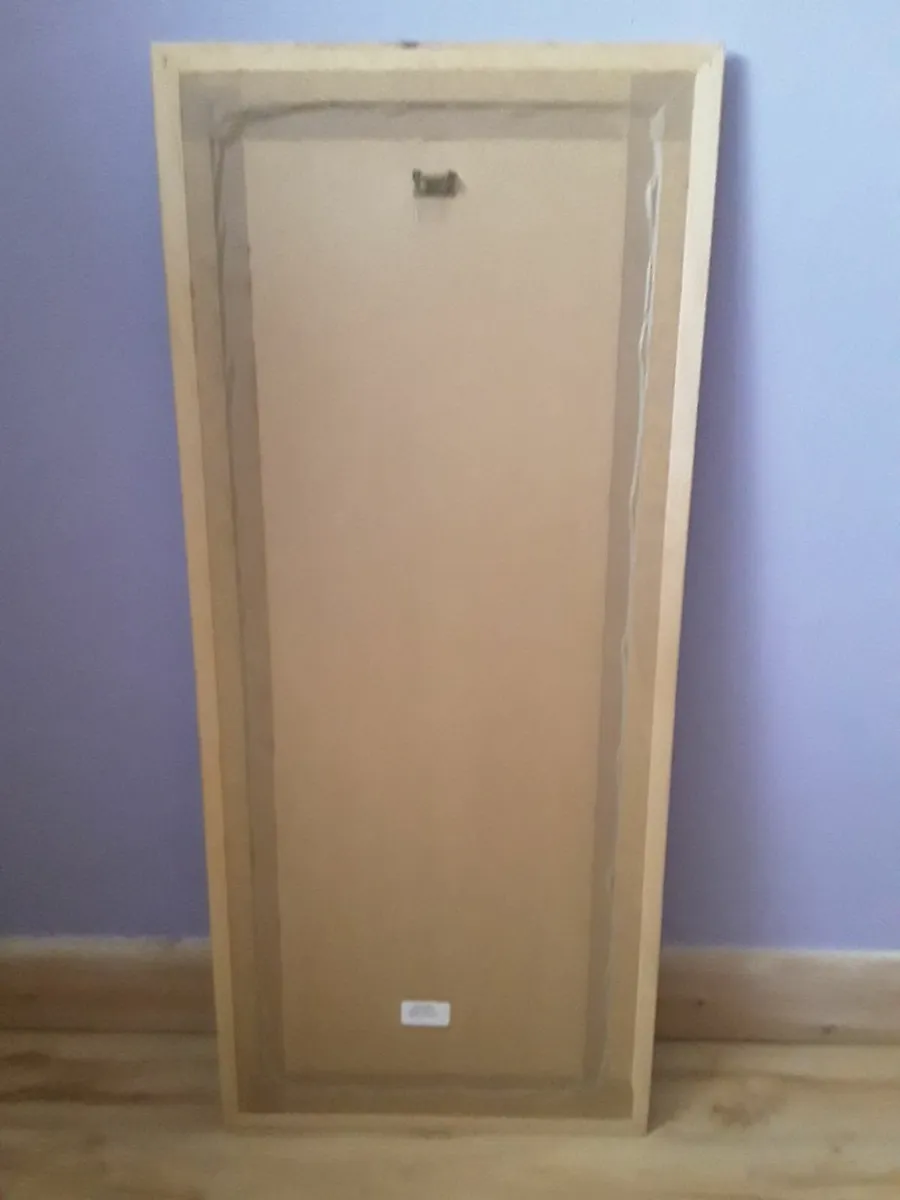 As new lovely long picture tree in one - Image 2