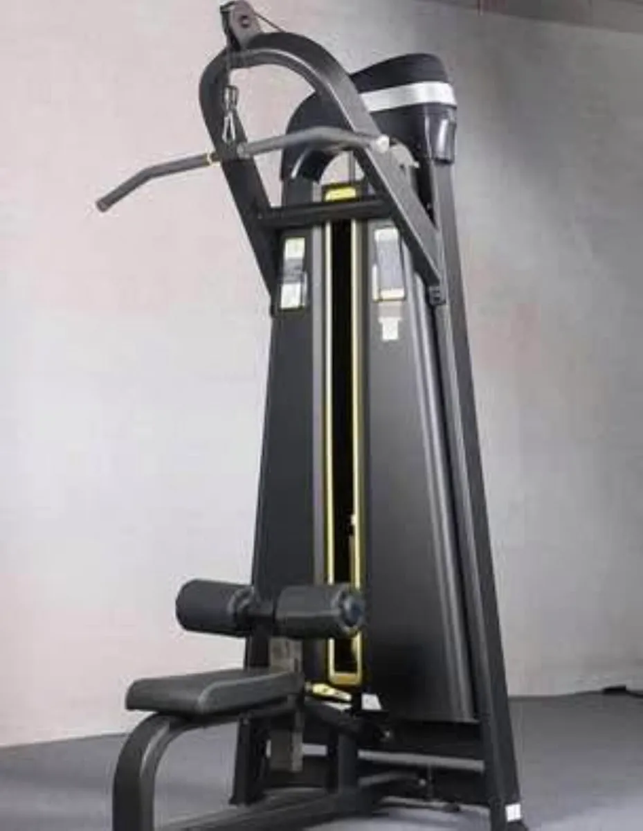 New Commercial lat pull down machine 💥 - Image 1