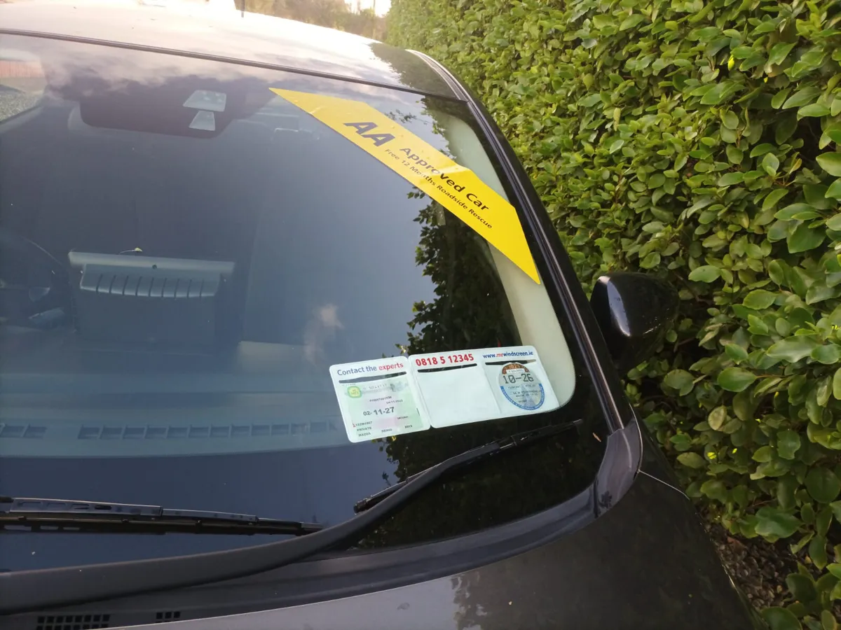 Low Mileage Spotless Mazda 2 1.3 Automatic, 2015 - Image 2